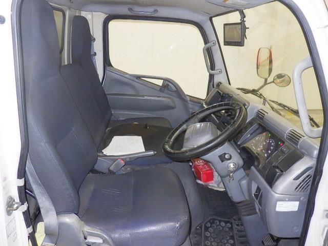 2007 Mitsubishi Fuso Canter バン auction photo 6