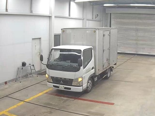 Japan Auction Vehicles 10 2007 Mitsubishi Fuso Canter バン auction photo