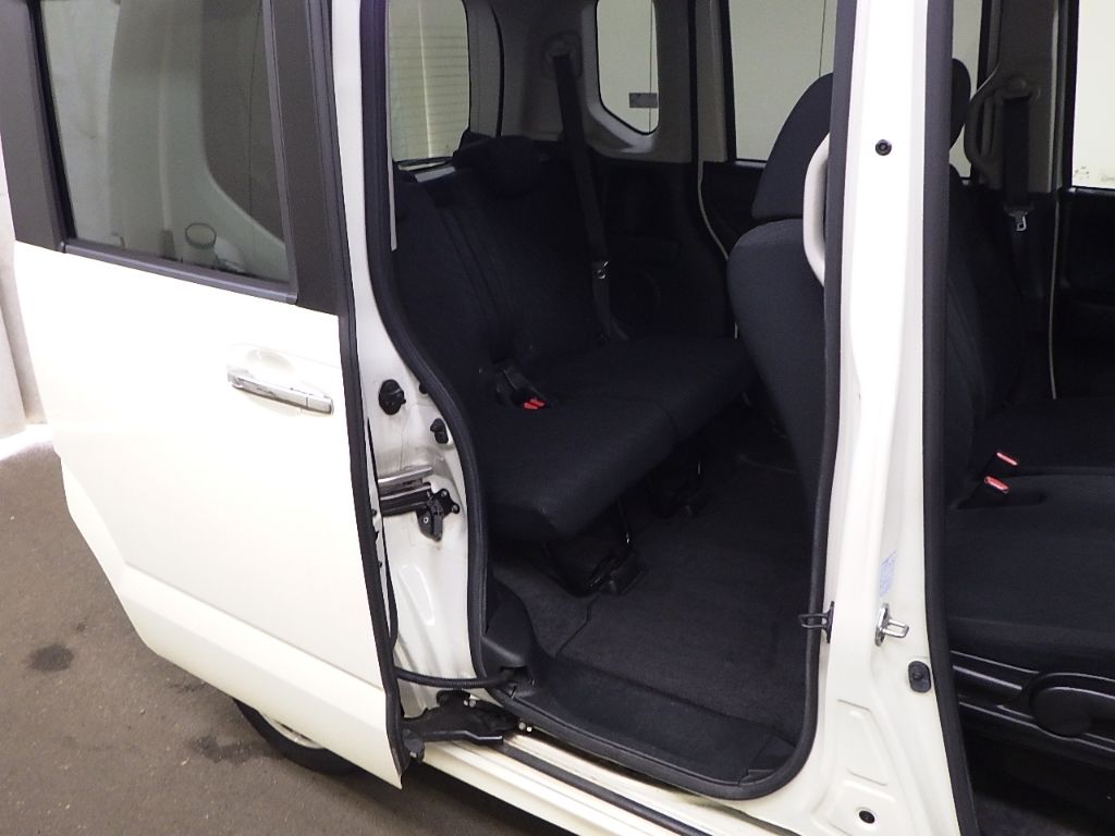 2014 Honda N-BOX 4WD Custom SS Package auction photo 7