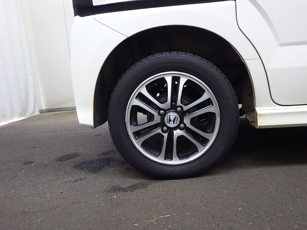 2014 Honda N-BOX 4WD Custom SS Package auction photo 9