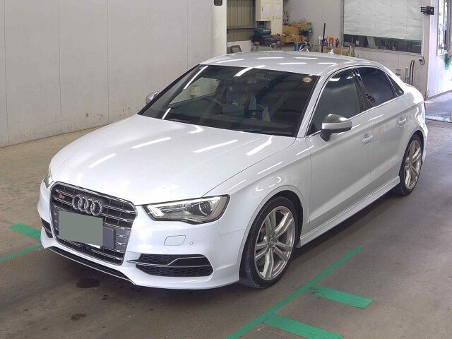 2014 Audi S3 Sedan ベースグレード 4WD auction photo 4