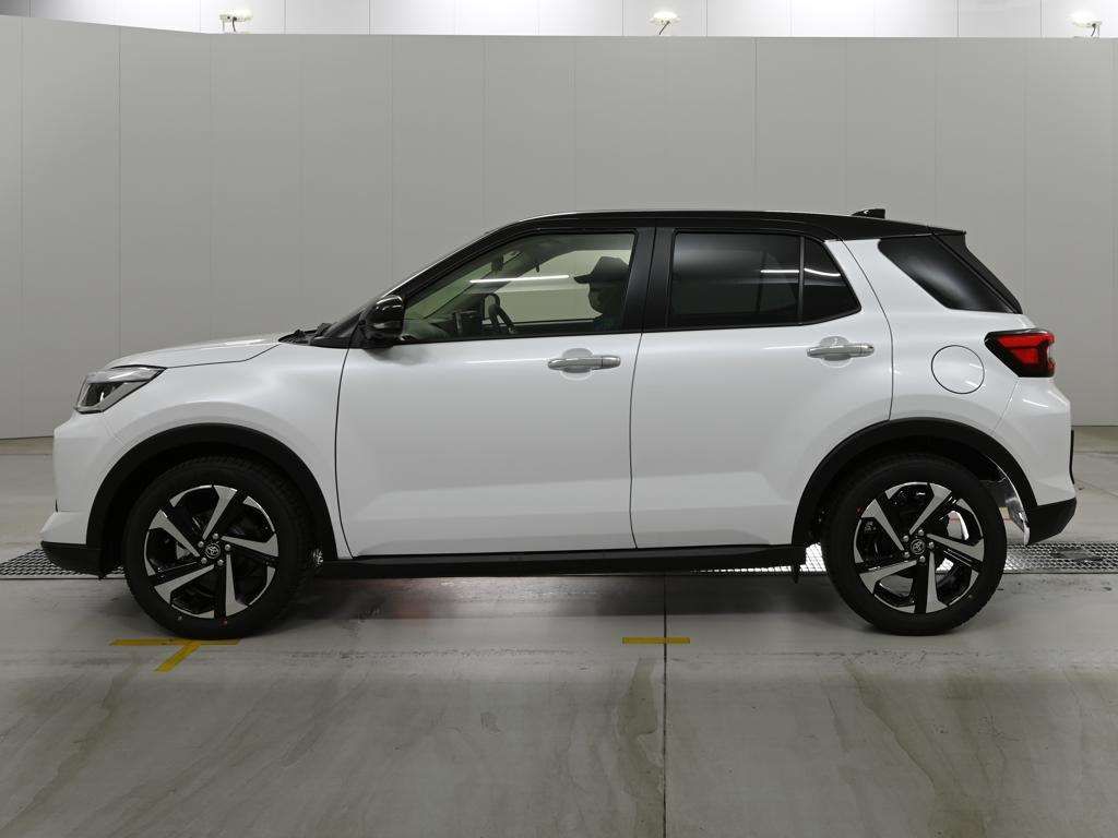 2026 Toyota Raize Hybrid Z Panoramic View auction photo 4
