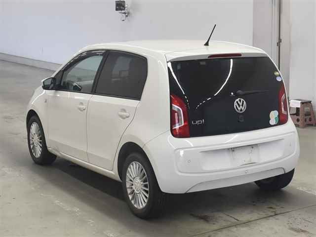 2013 Volkswagen VWアップ5HB ハイアップ auction photo 2