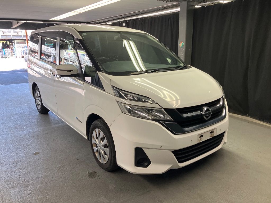Japan Auction Vehicles 7 2017 Nissan Serena X Vセレクション auction photo