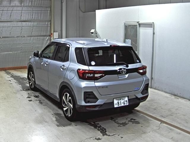 2020 Toyota Raize Z 4WD auction photo 2