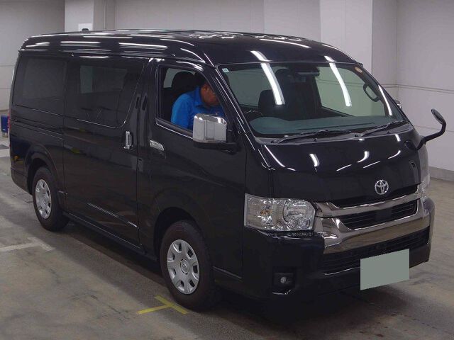 Japan Auction Vehicles 8 2025 Toyota Hiace LスーパーGLダーク2 4WD auction photo