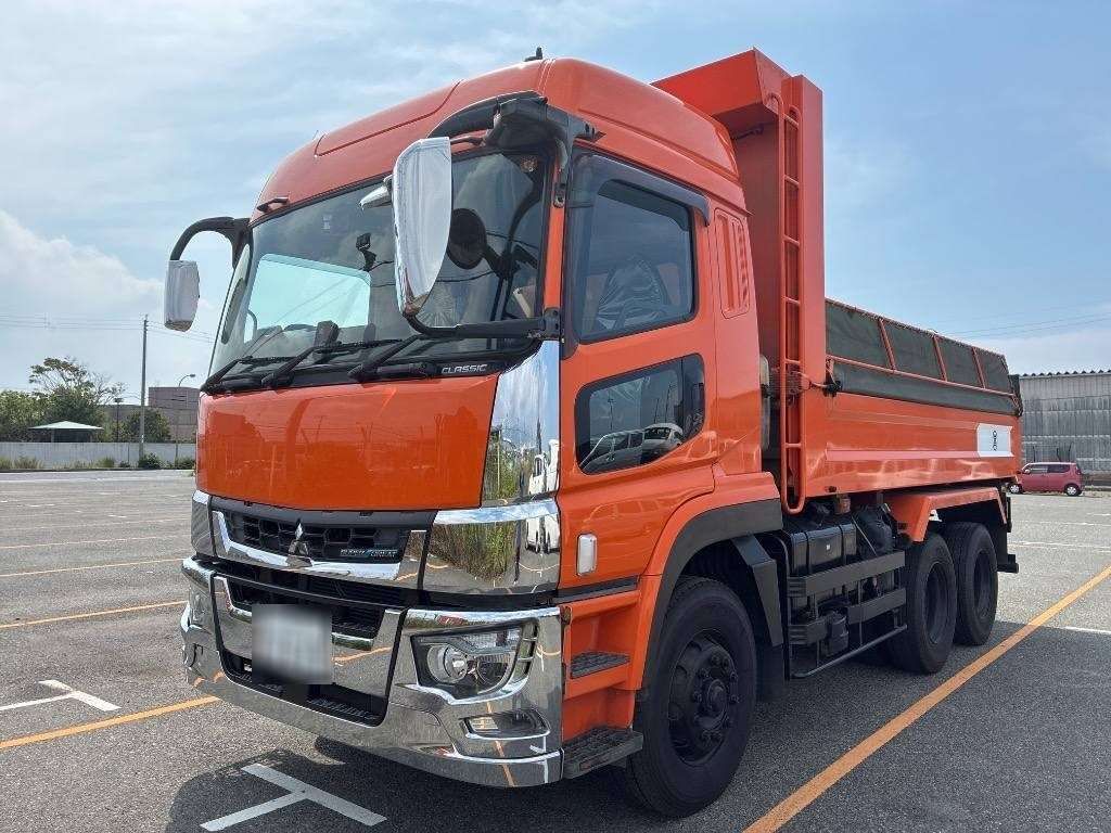 2019 Mitsubishi Fuso Super Great dump Japan auction vehicle