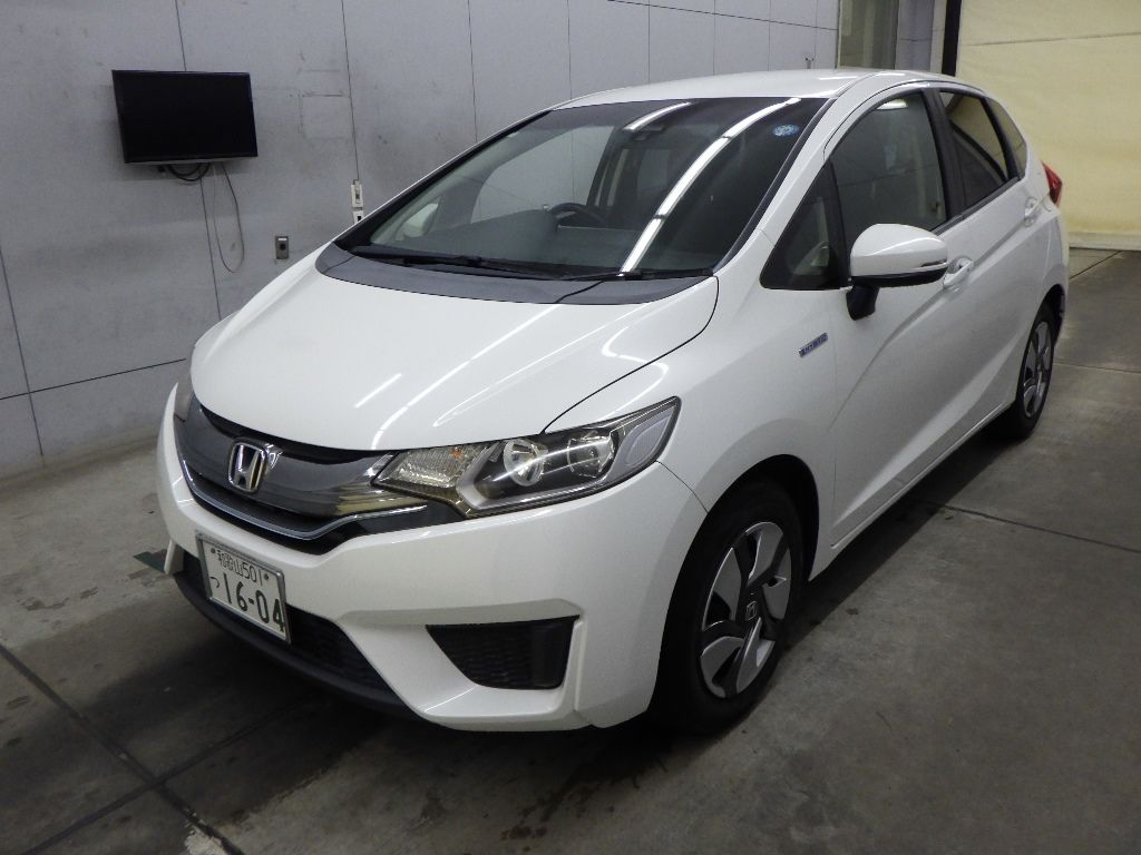 2015 Honda Fit Hybrid L Package auction photo 4