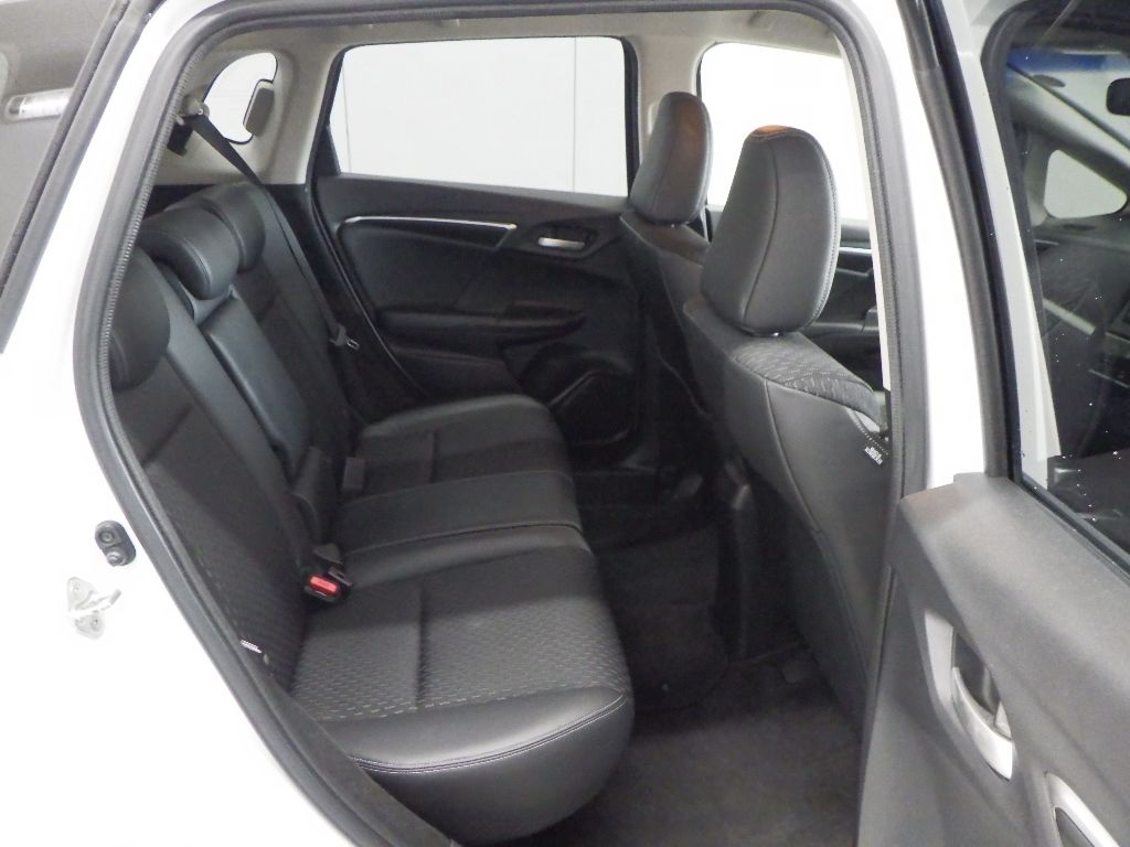 2015 Honda Fit Hybrid L Package auction photo 7