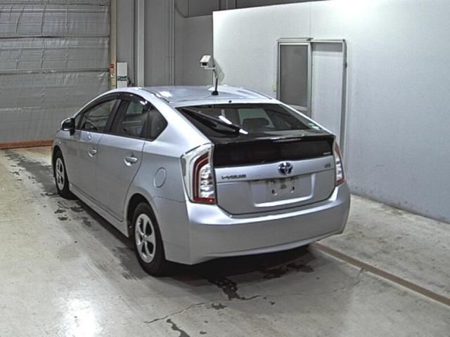 2013 Toyota Prius G auction photo 2