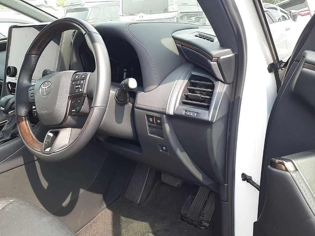 2025 Toyota Alphard Z auction photo 9
