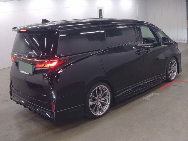 2024 Toyota Vellfire Z Premier auction photo 5