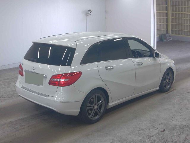 2014 Mercedes-Benz B-Class B180 Sports auction photo 5