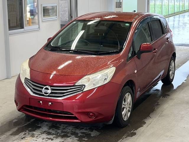 2013 Nissan Note X Japan auction vehicle