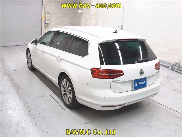 2016 Volkswagen VW パサートヴァリアント TSIハイライン auction photo 2