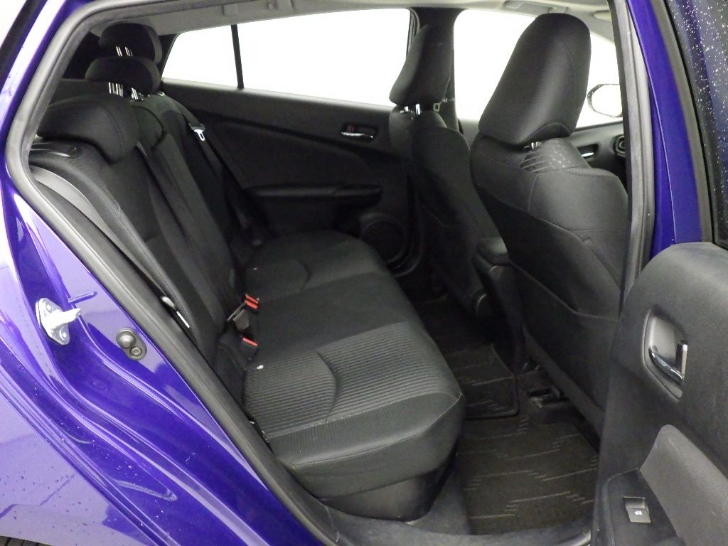 2016 Toyota Prius 4WD S auction photo 7