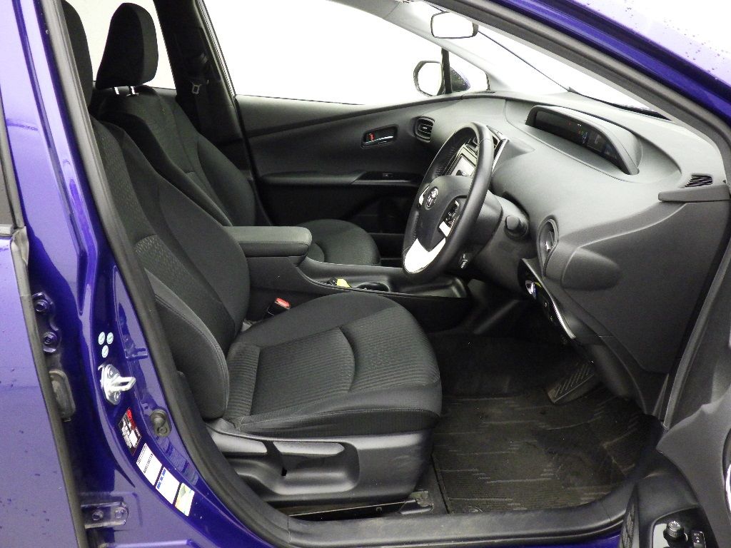 2016 Toyota Prius 4WD S auction photo 6