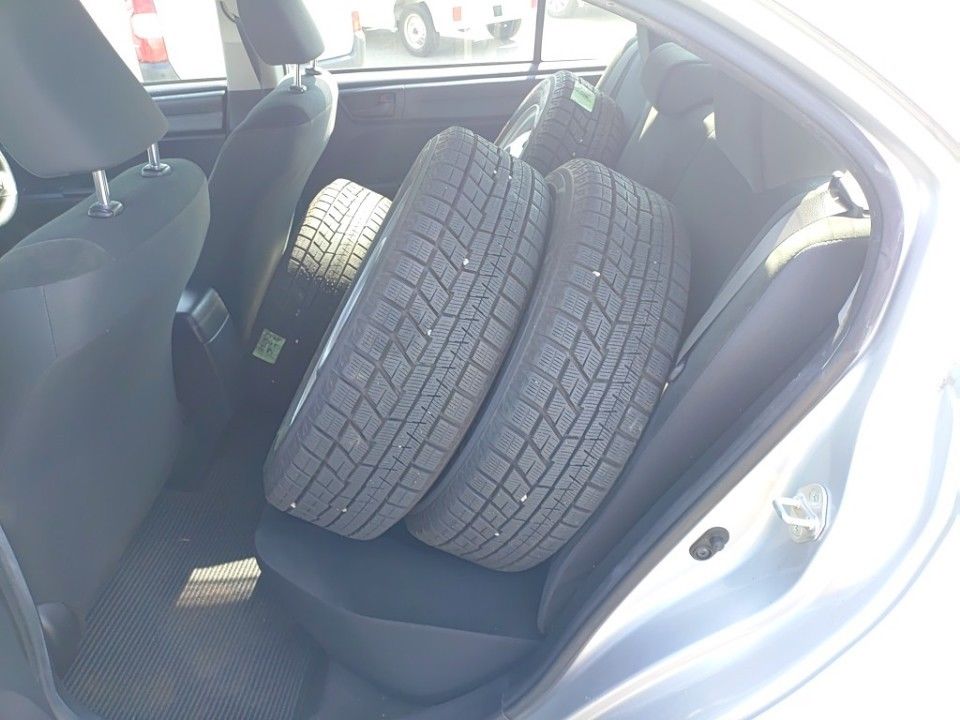 2018 Toyota カローラ アクシオ auction photo 28