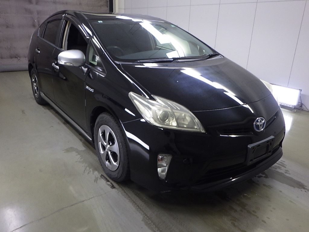 Japan Auction Vehicles 9 2013 Toyota Prius Sマイコーデ auction photo
