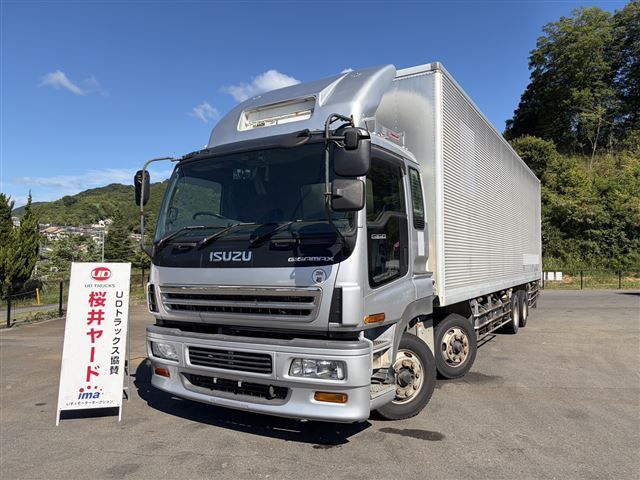 2005 Isuzu バン Japan auction vehicle