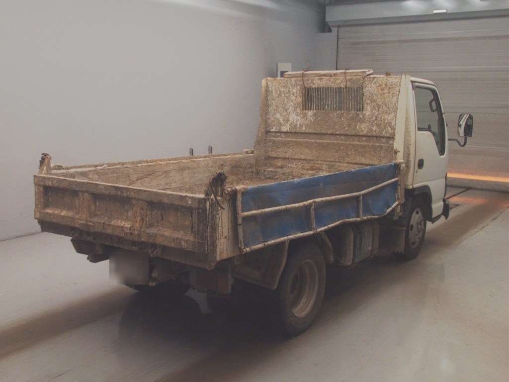 2006 Isuzu Elf dump auction photo 2