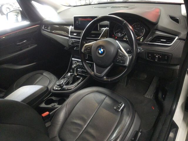 2015 BMW 2 Series 218D Luxury auction photo 3