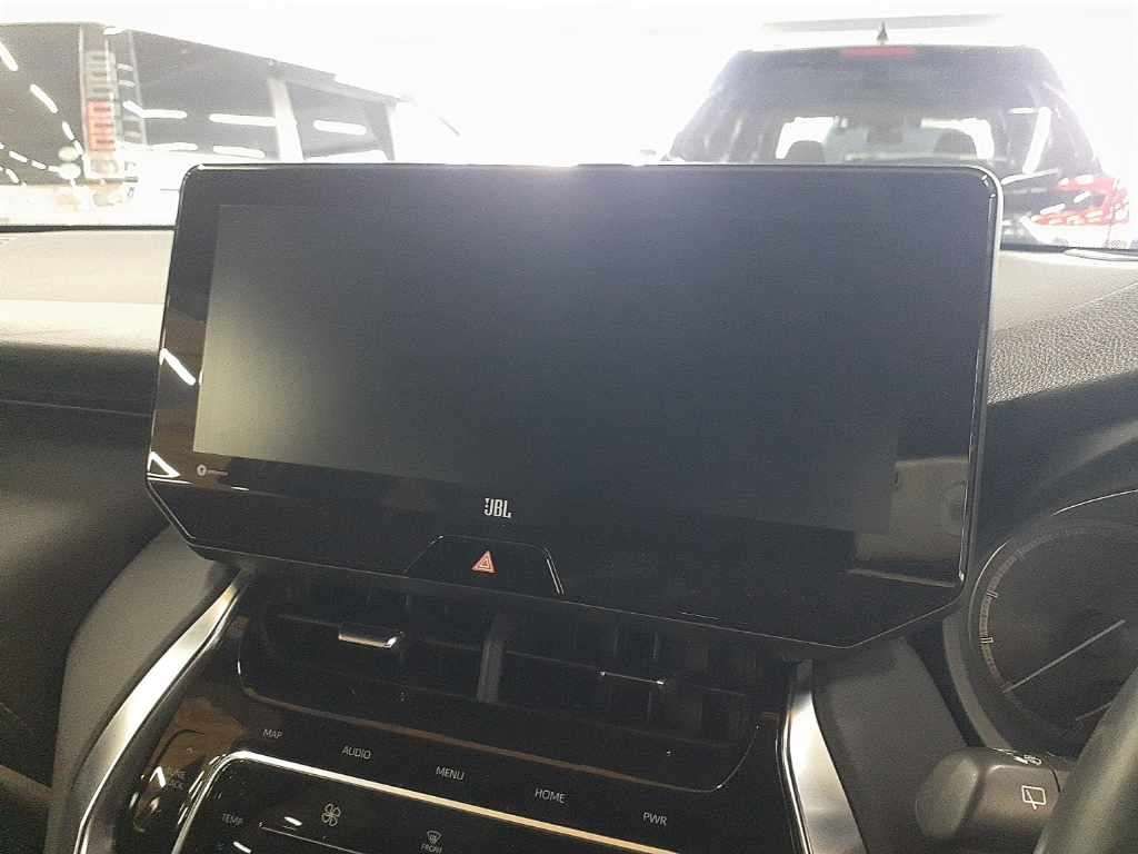 2022 Toyota Harrier Z Leather Package auction photo 12