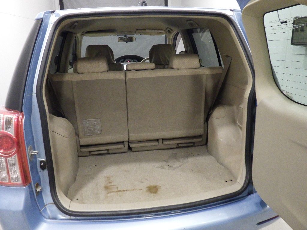 2007 Toyota Raum G Package auction photo 8