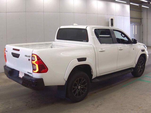 2023 Toyota Hilux Z GRスポーツ 4WD auction photo 5
