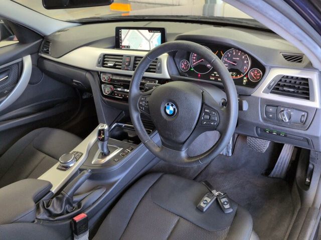 2018 BMW 3 Series 318I auction photo 3