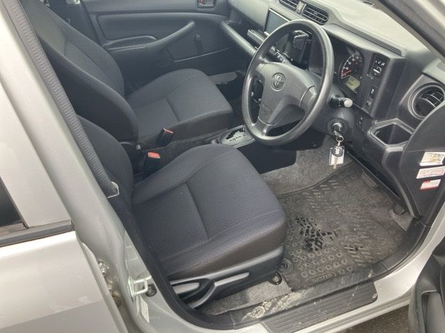 2019 Toyota Succeed UL auction photo 8