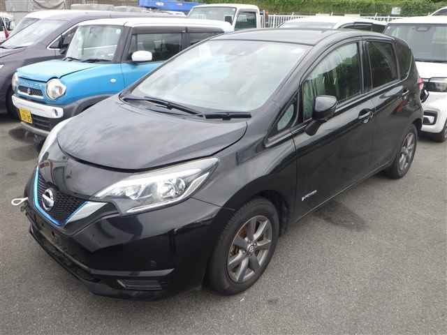 2018 Nissan Note e-パワーXブラックアロー auction photo 4