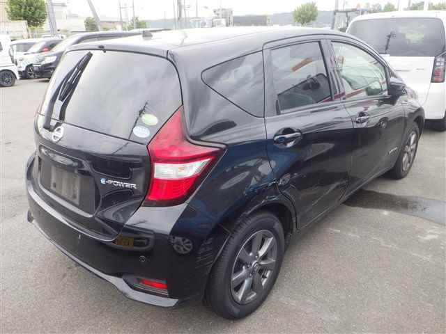 2018 Nissan Note e-パワーXブラックアロー auction photo 2