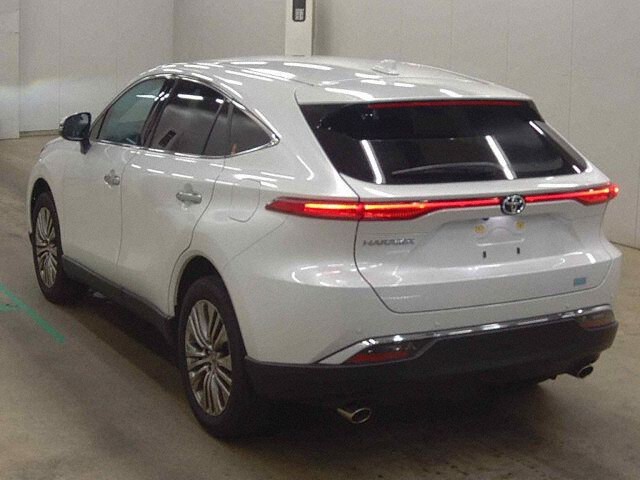 2023 Toyota Harrier Z auction photo 2