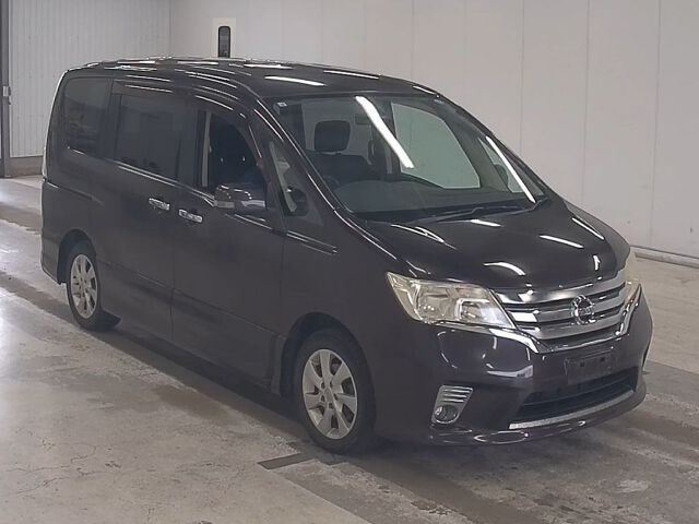 2011 Nissan Serena ハイウェイスター Japan auction vehicle