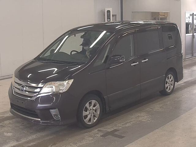 2011 Nissan Serena ハイウェイスター auction photo 4