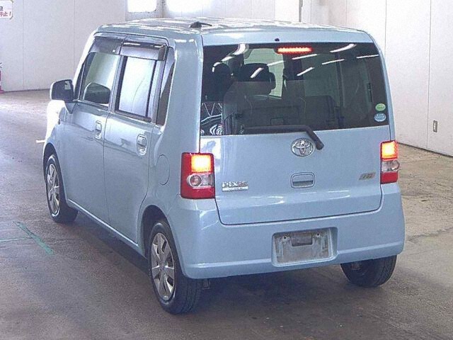2012 Toyota Pixis Space X 4WD auction photo 2