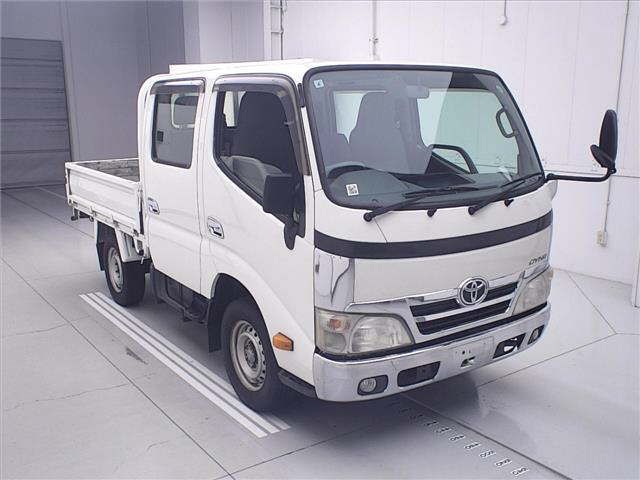 Japan Auction Vehicles 11 2013 Toyota Dyna Double cab auction photo