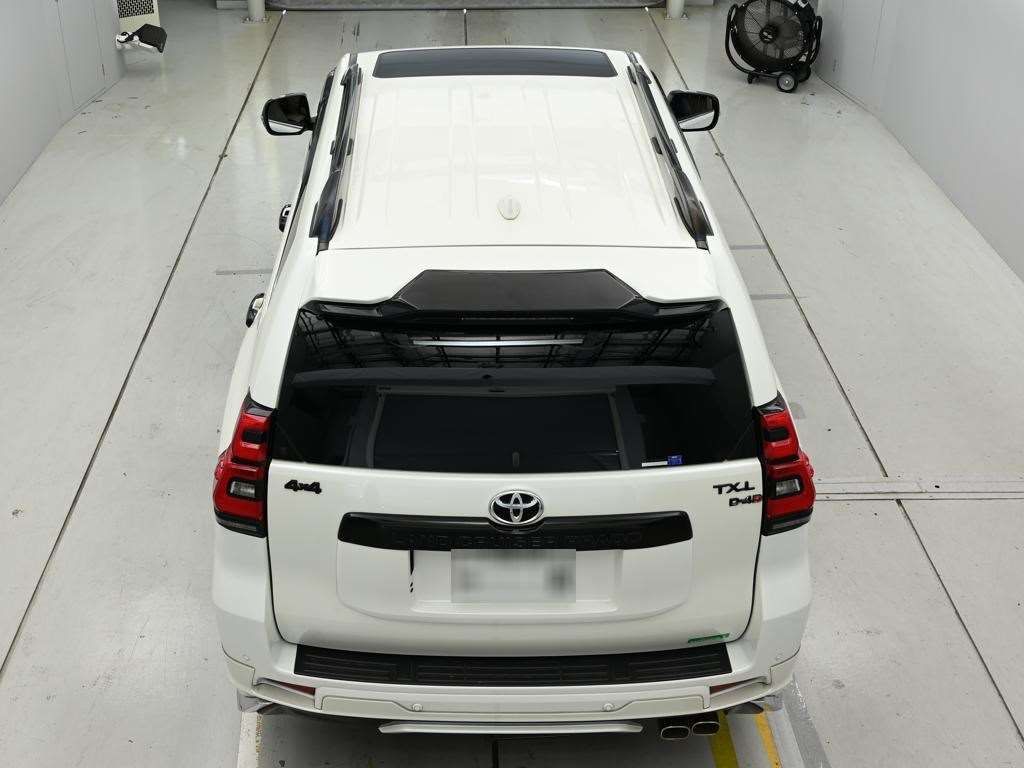 2023 Toyota Land Cruiser Prado TX Lパッケージ 4WD auction photo 8