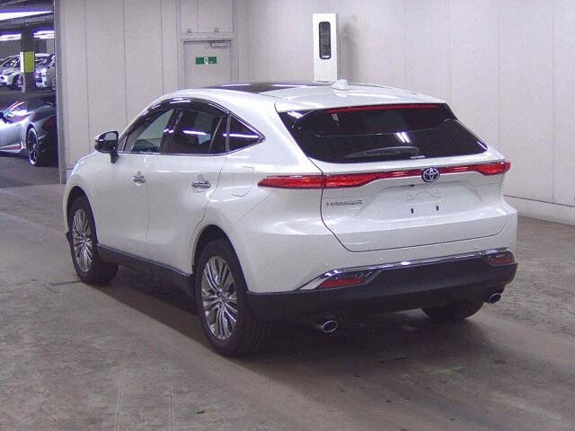 2024 Toyota Harrier Z Leather Package auction photo 2