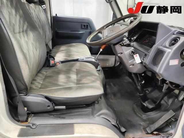 1994 Toyota Hiace auction photo 3