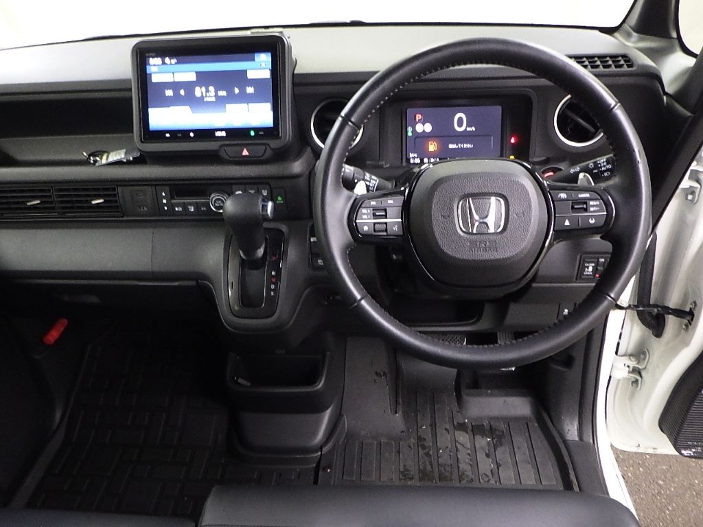 2024 Honda N-BOX カスタムターボ auction photo 3
