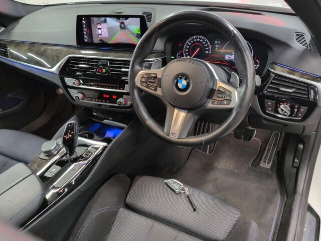 2018 BMW 5 Series 523i M Sport auction photo 3
