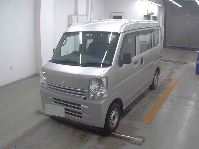 2019 Mitsubishi Minicab M auction photo 4