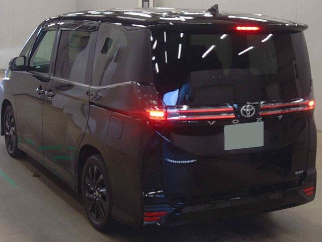 2026 Toyota Voxy Hybrid S-Z auction photo 2