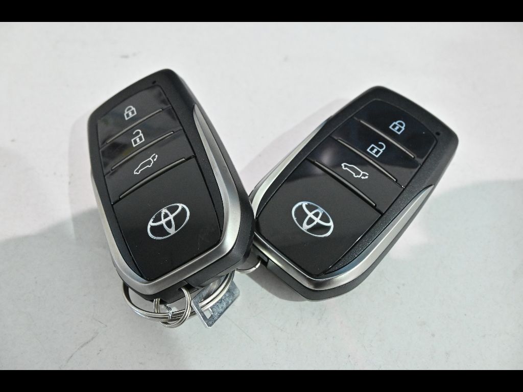 2023 Toyota Land Cruiser ZX 7 people auction photo 14