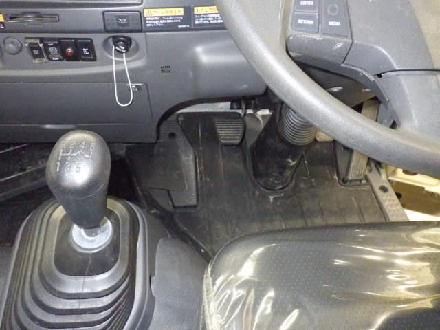 2018 Isuzu Forward クレーン付 auction photo 7