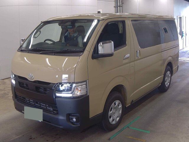 2026 Toyota Hiace ロングスーパーGL 4WD auction photo 4