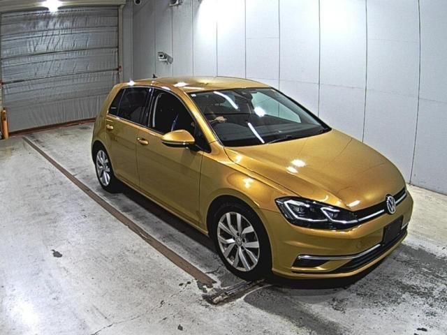 2017 Volkswagen ゴルフ TSIハイライン Japan auction vehicle