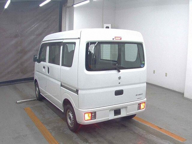 2019 Suzuki Every PA auction photo 2